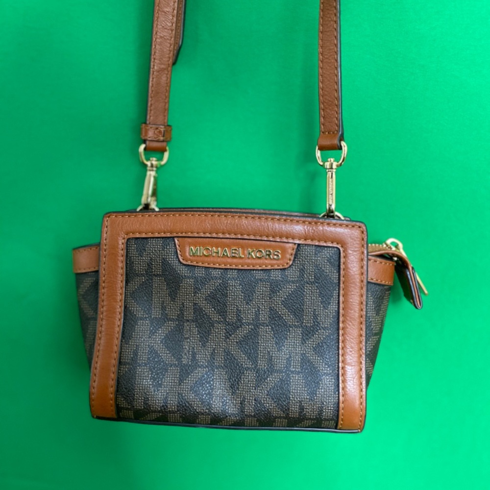 Michael Kors Crossbody bag